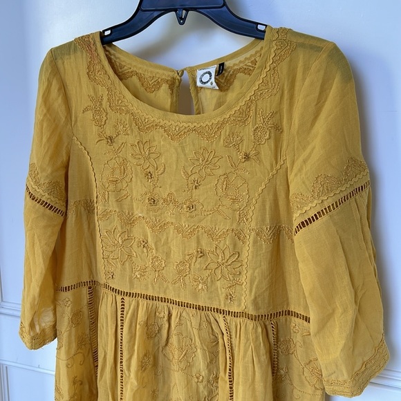 Anthropologie Akemi + Kin Embroidered Yellow Gold Tunic Dress Size XS - Picture 9 of 14